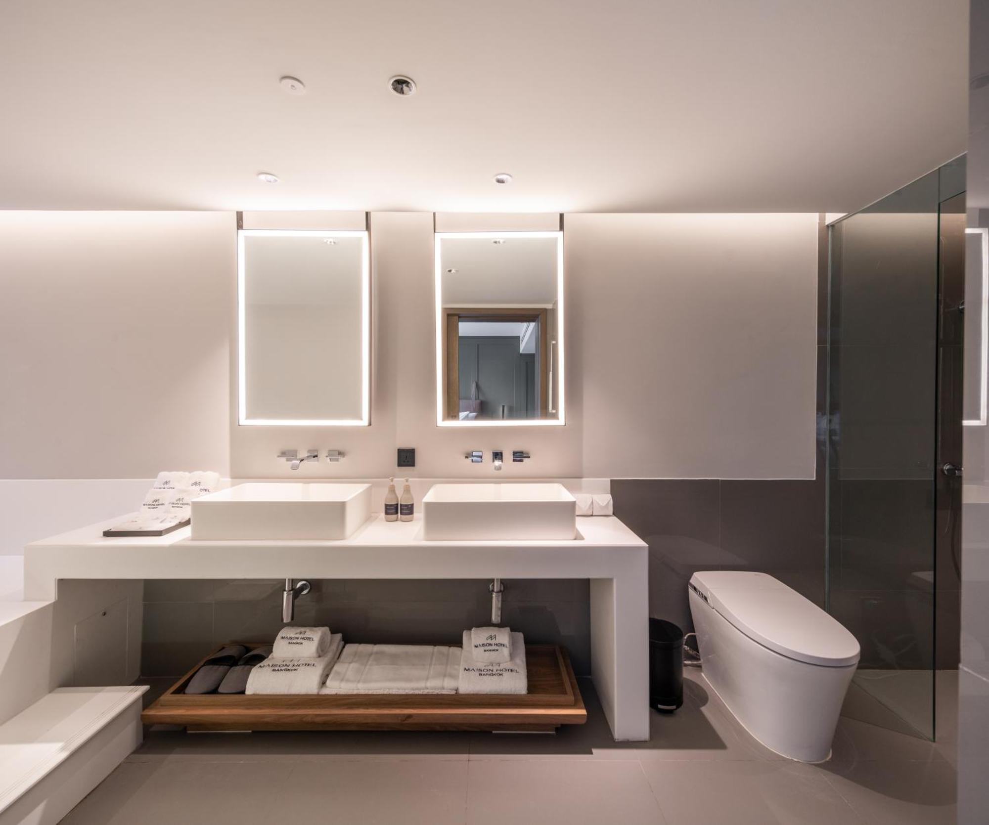 Maison Hotel Бангкок Екстер'єр фото Bathroom