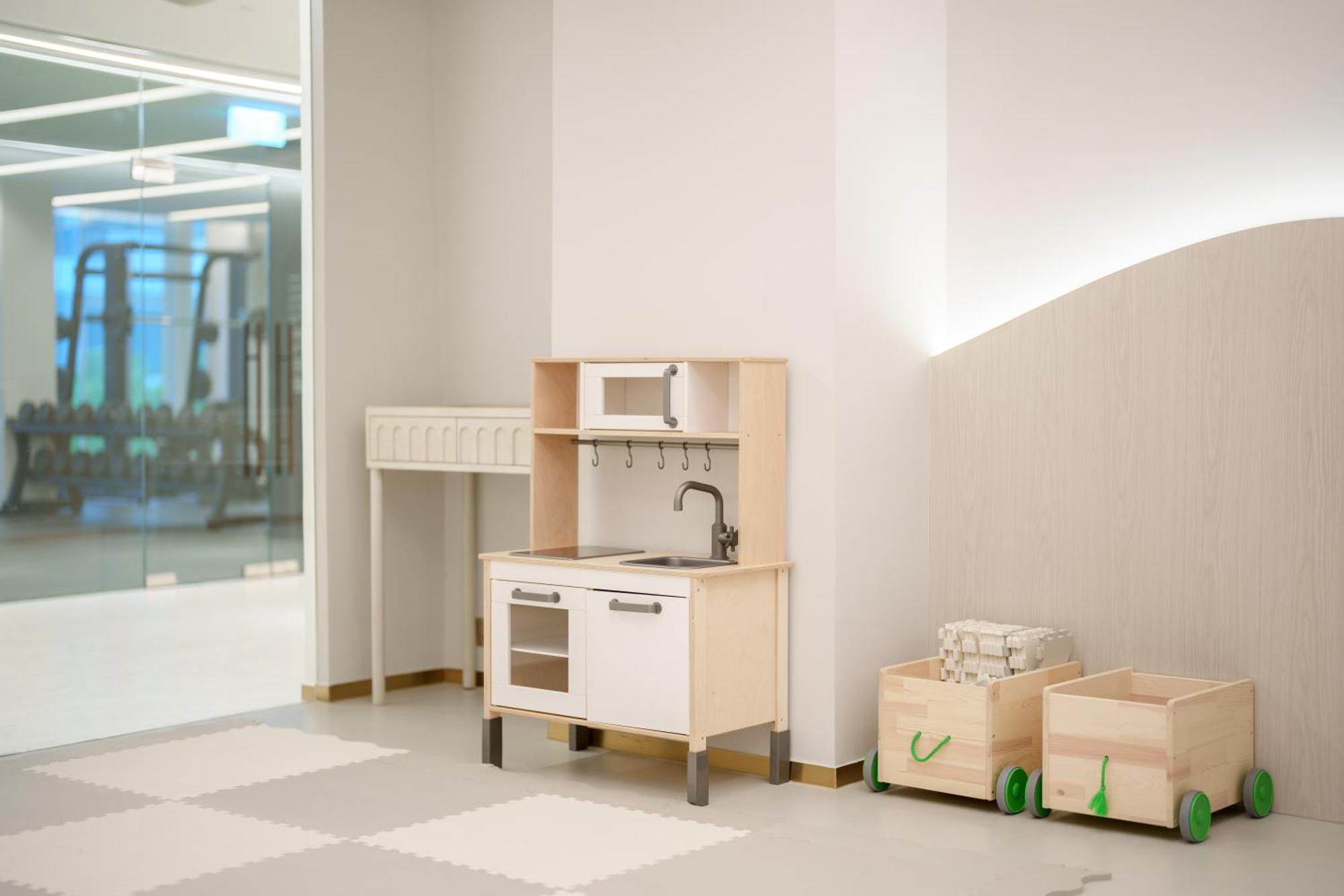 Maison Hotel Бангкок Екстер'єр фото A play kitchen